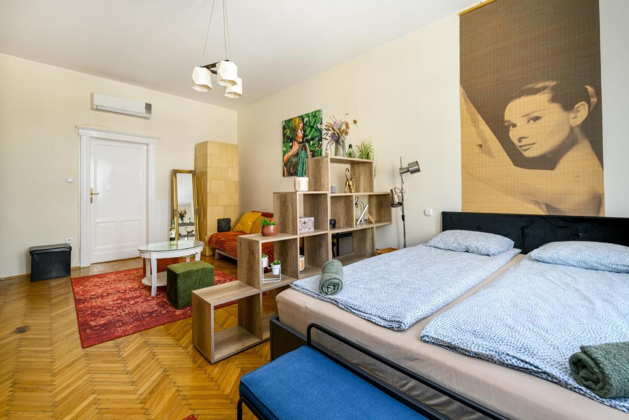 Margaret Apartment By The Danube Budapest Bagian luar foto