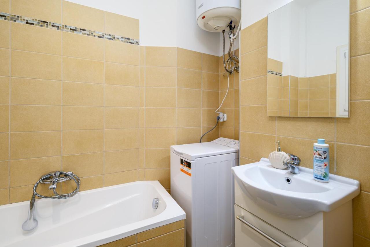 Margaret Apartment By The Danube Budapest Bagian luar foto